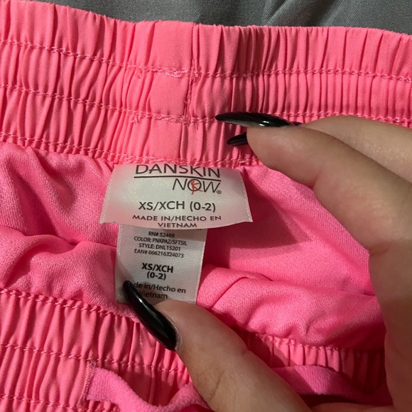 Workout shorts - Picture 3 of 3